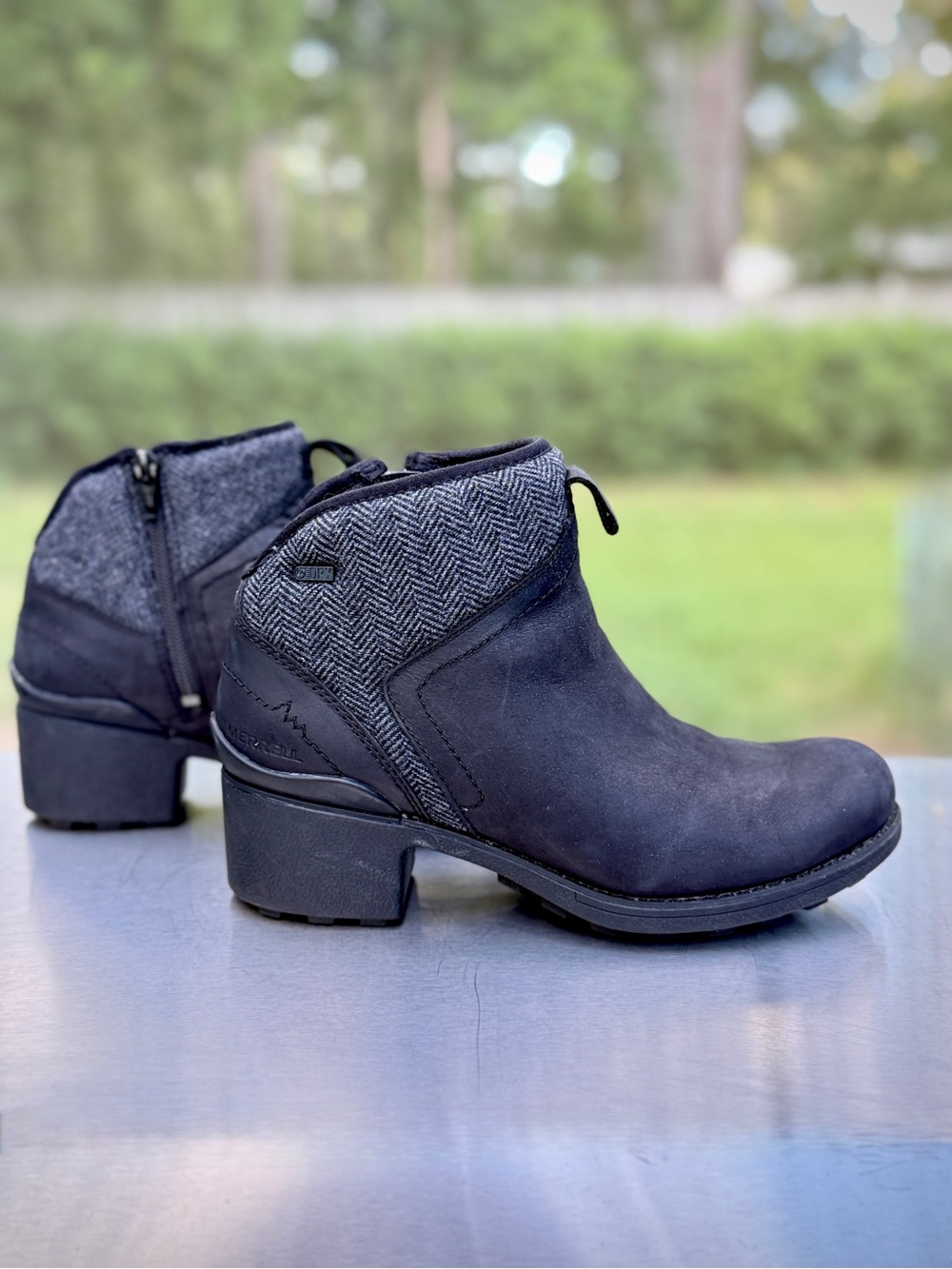 Merrell Chateau II Mid Pull Waterproof Boots Black Ankle Zip Lug Sole Women’s 8